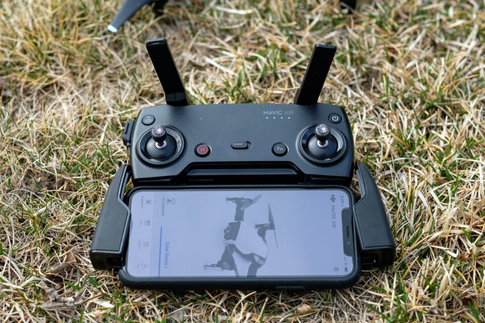 DJI Mavic Air Controller with Phone