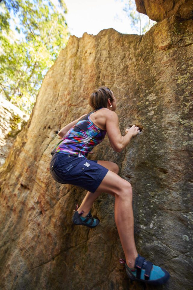 Tips for Photographing Bouldering and Climbing