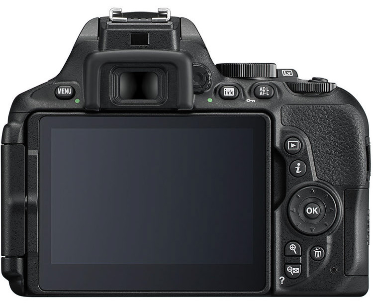 Nikon D5600 Review - Handling and Build Quality