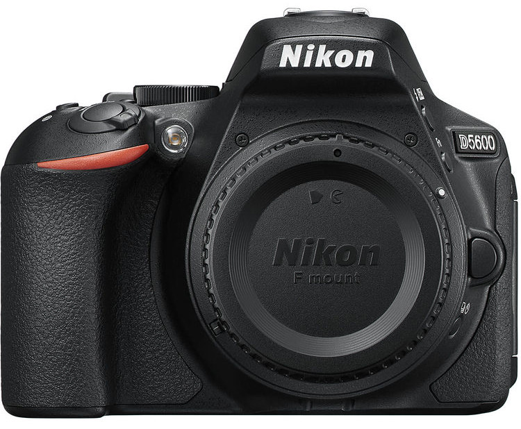 Nikon D5600 Front View