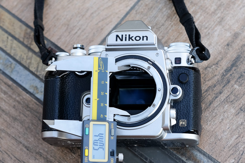 Nikon F Throat Size