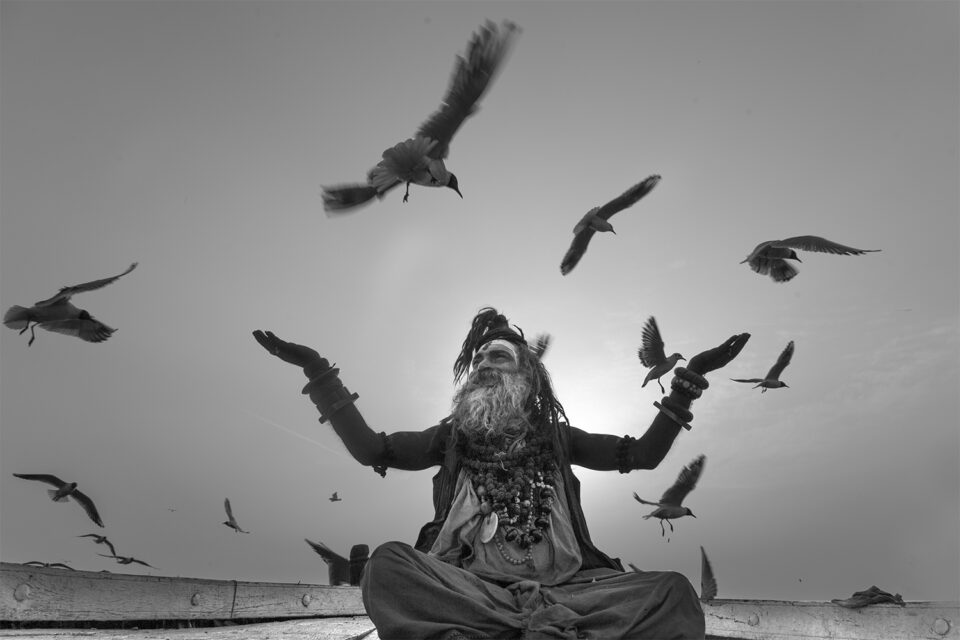 10.-Swarup-Chatterjee_Sadhu-Gulls-Varanasi