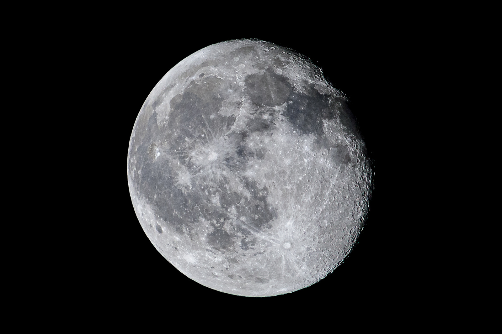 best dslr lens for moon photography