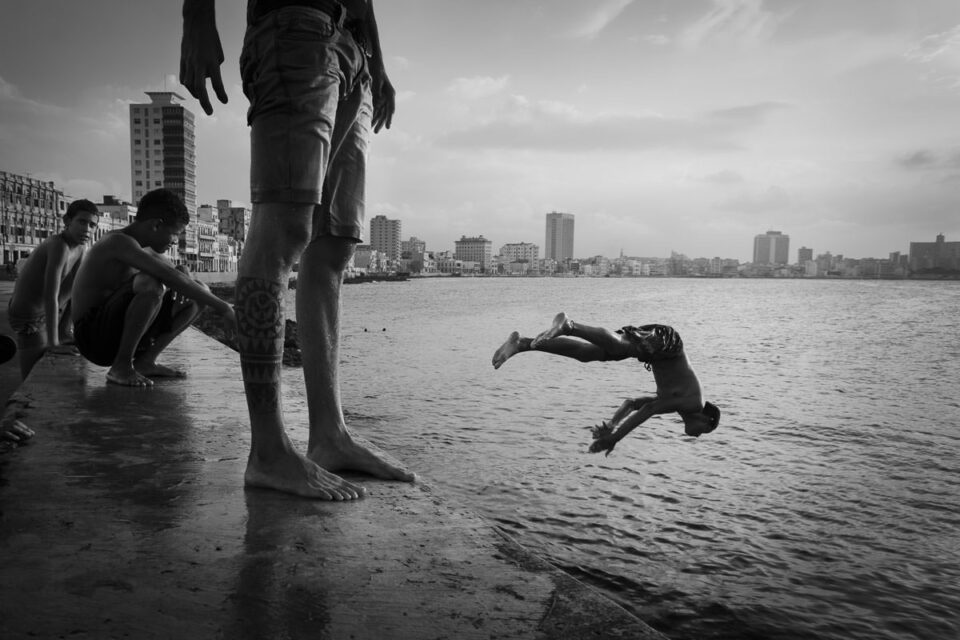 Cuba Water Jumpers