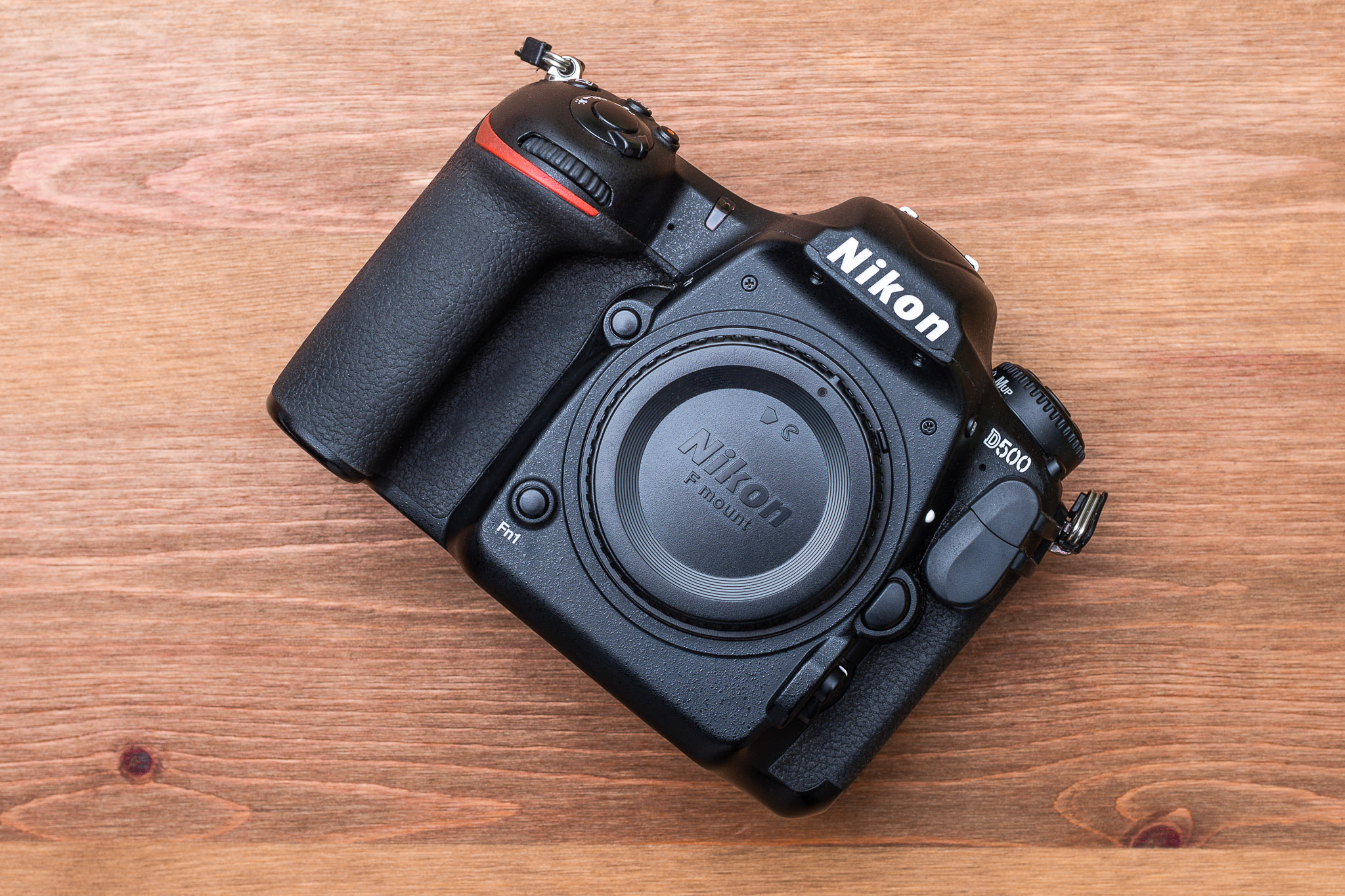 Nikon D500 Body Tour 