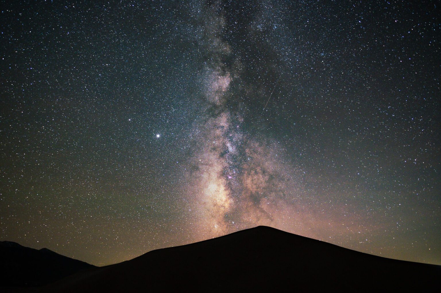 Sample Milky Way landscape photo. 