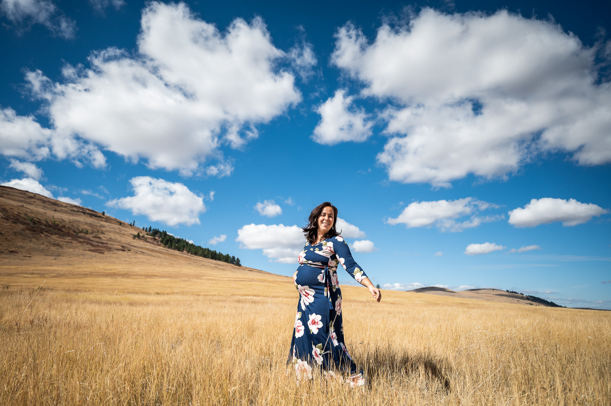 Dawson Garland's Senior Portraits in Durango Colorado - Durango Wedding and  Family Photographers | Fashion photography poses, Teenager photography,  Photography poses women