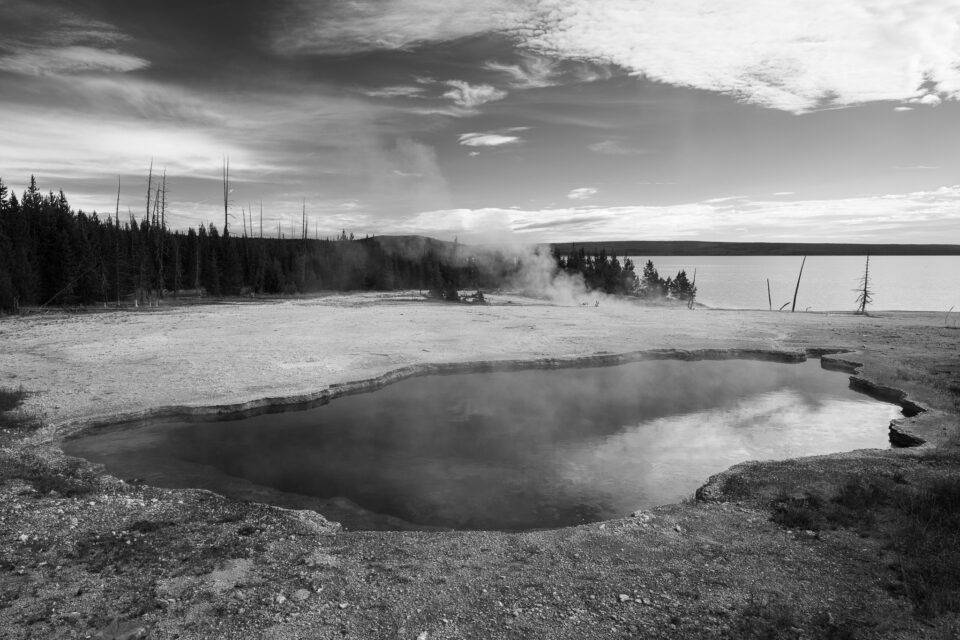 Black and White thermal pool hot springs Yellowstone