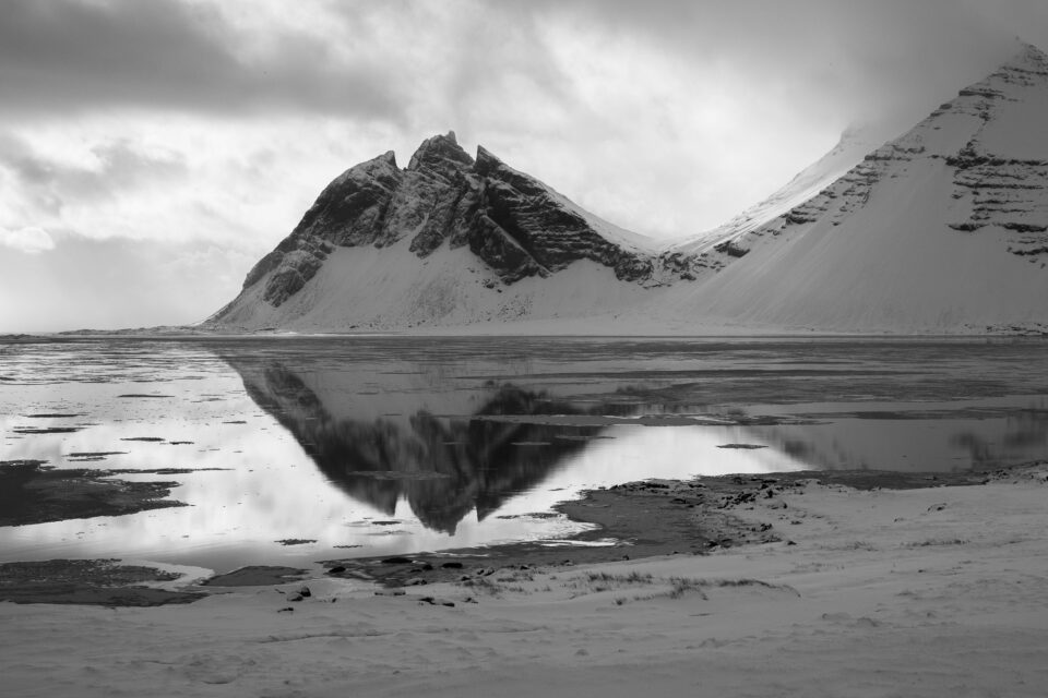 Nikon Z 40mm f2 Black and White Vestrahorn Stokksnes Mountain Iceland
