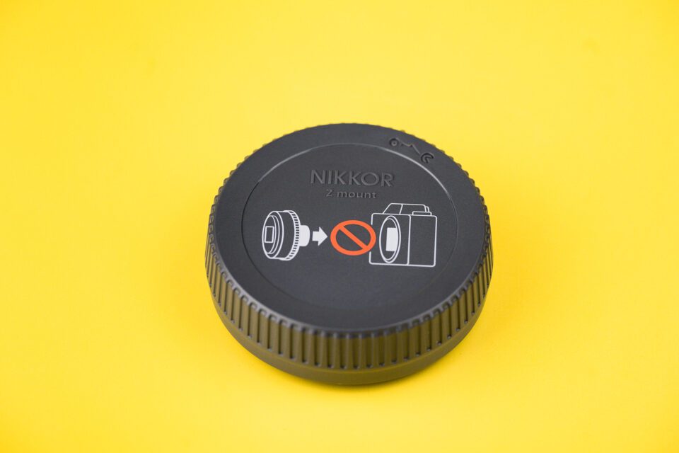 Avertissement sur le capuchon d'objectif du téléconvertisseur Nikon Z