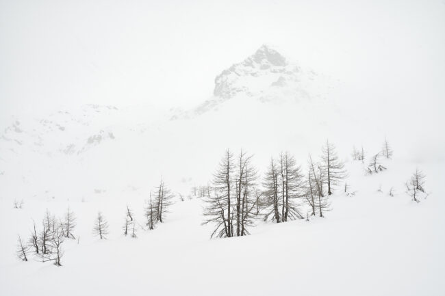 Photographing Atmosphere in a Snowy Landscape